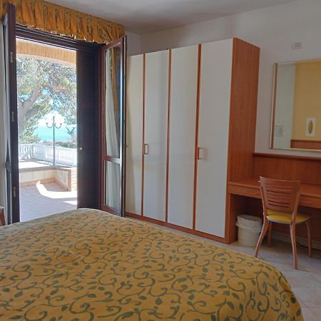 סניגליה Hotel Bel Sit מראה חיצוני תמונה