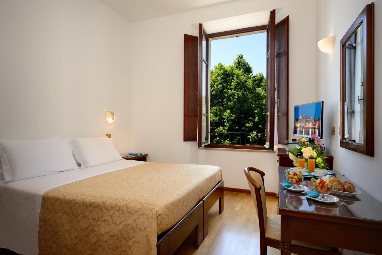 סניגליה Hotel Bel Sit מראה חיצוני תמונה