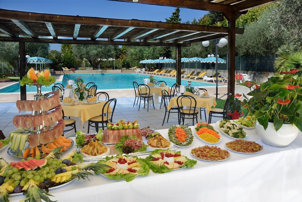 סניגליה Hotel Bel Sit מראה חיצוני תמונה