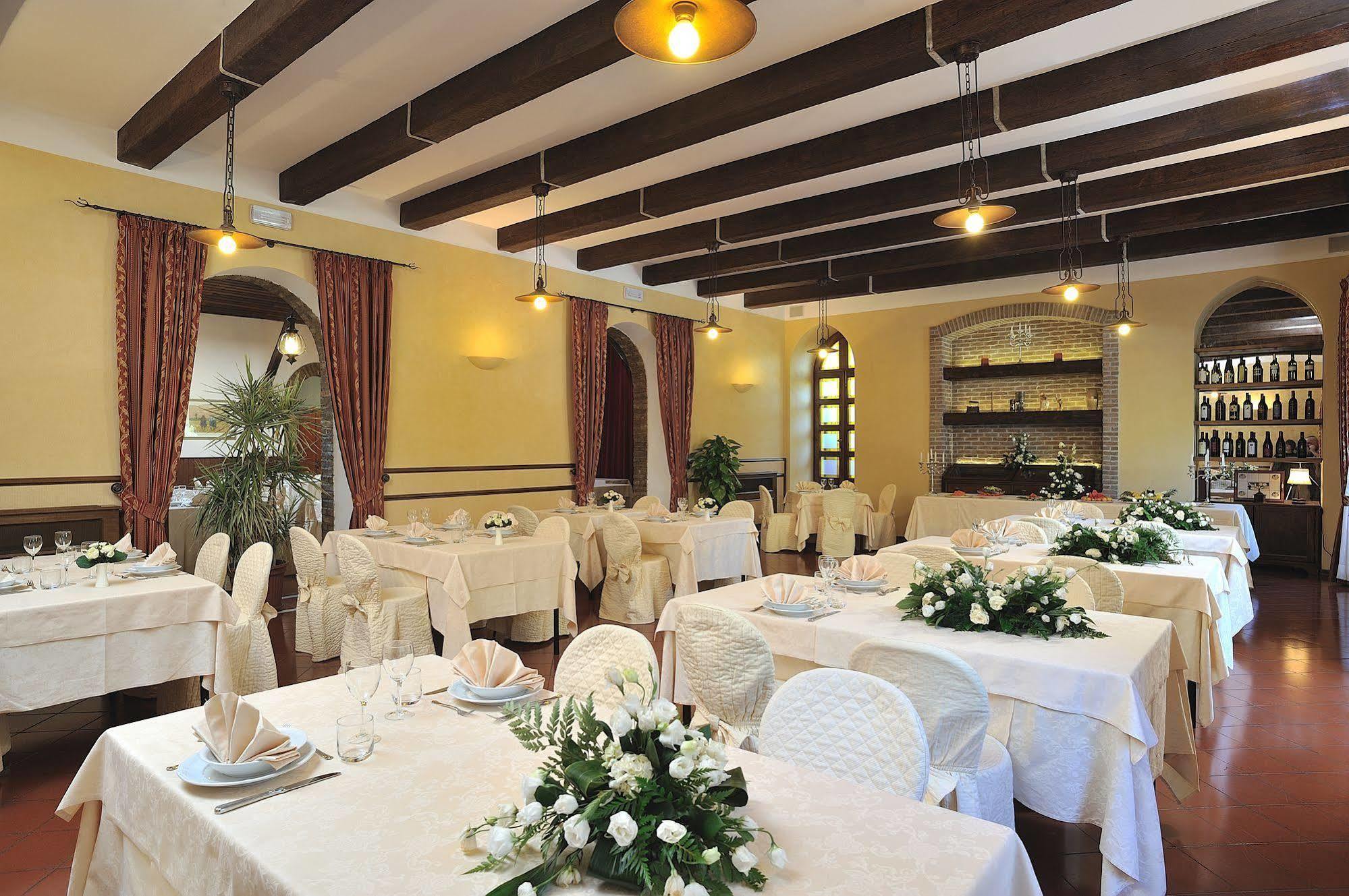 סניגליה Hotel Bel Sit מראה חיצוני תמונה